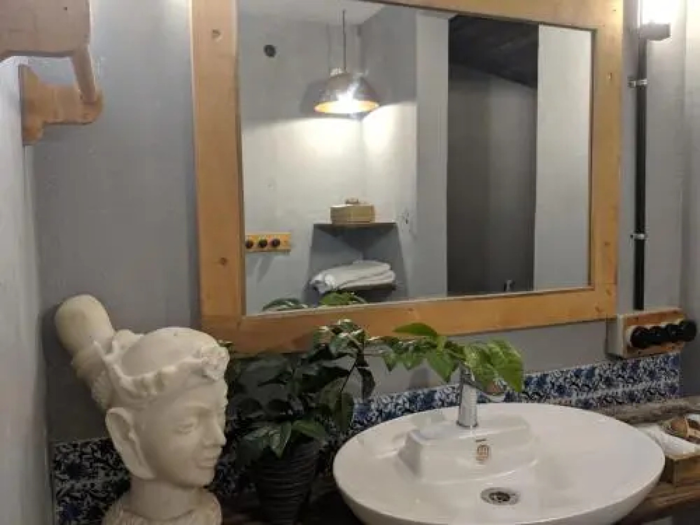 Sunsets and Palm Trees