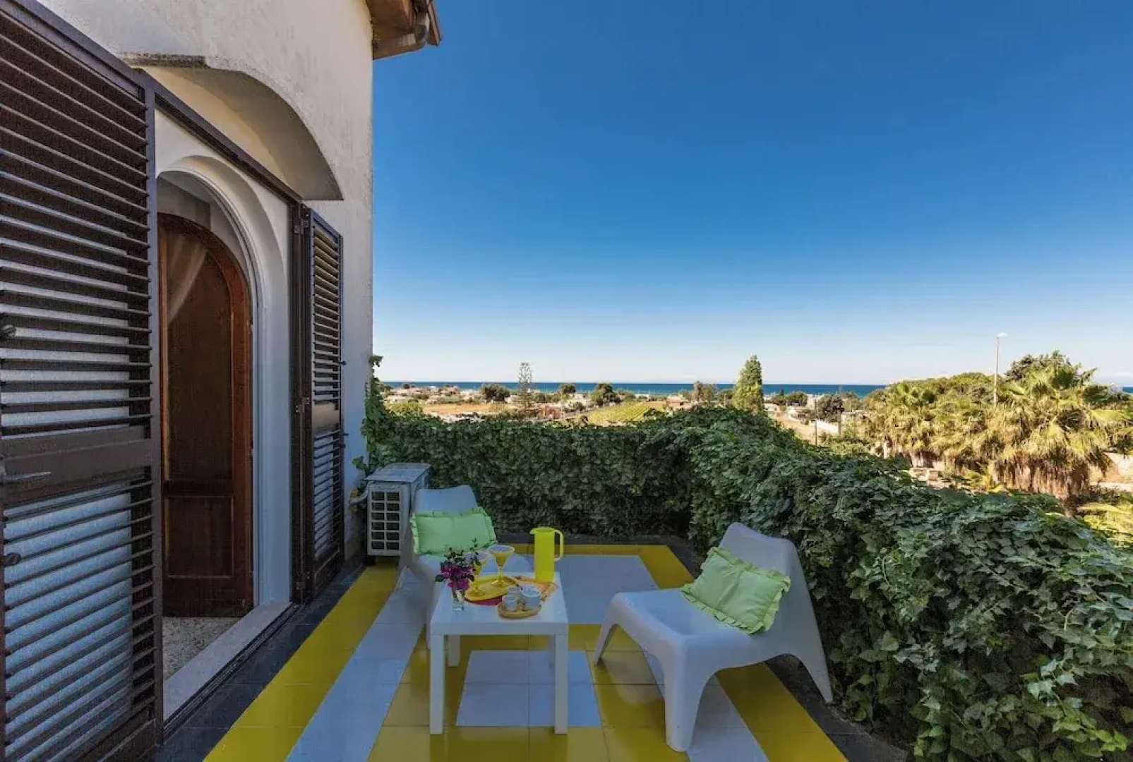 4008 Villa Edera by Barbarhouse