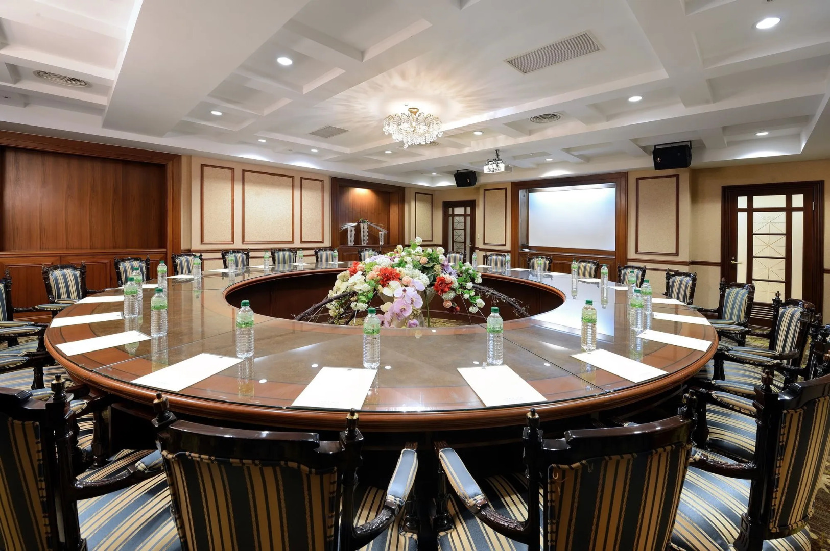 The Chitou Lemidi Hotel