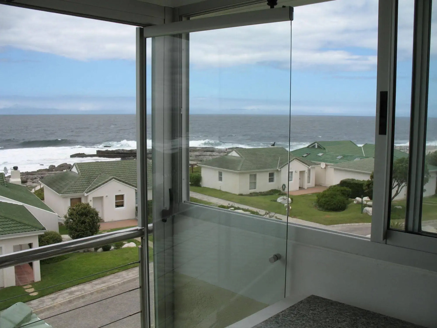 31 Tobago Bay Hermanus Seafront