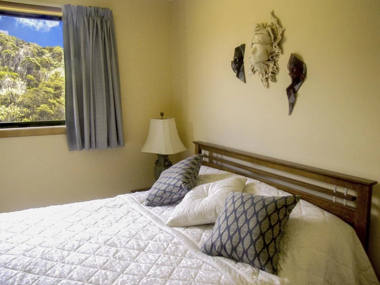 Burilda Waters Holiday House