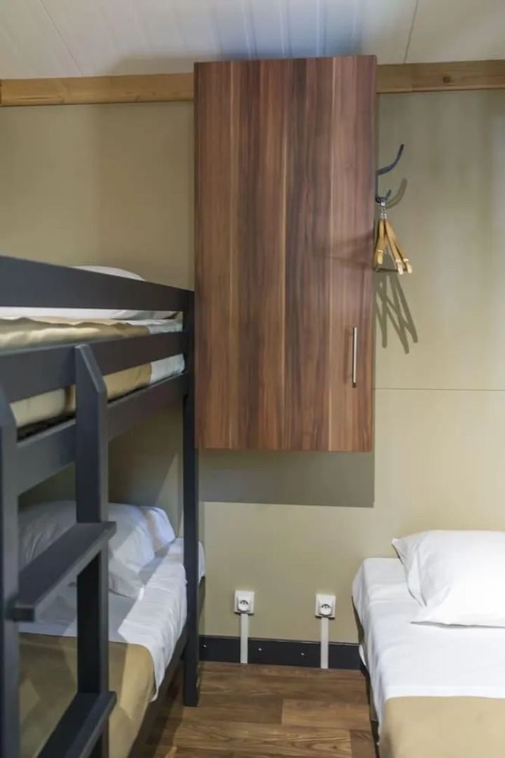 Huttopia Ile de Ré - Chardons bleus