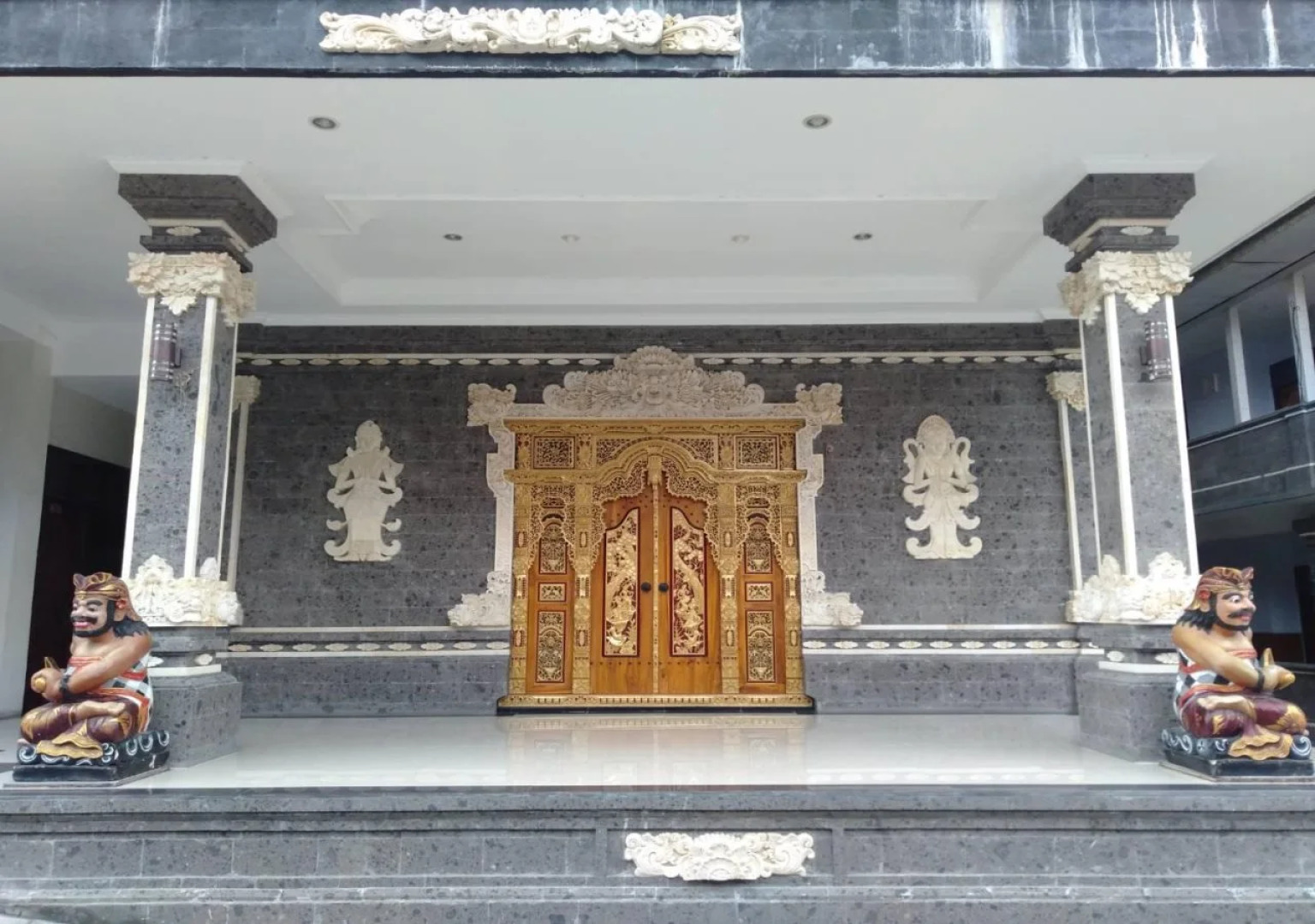 Nida Rooms Bali Bandung Sempidi Begonia at Hotel Made Bali