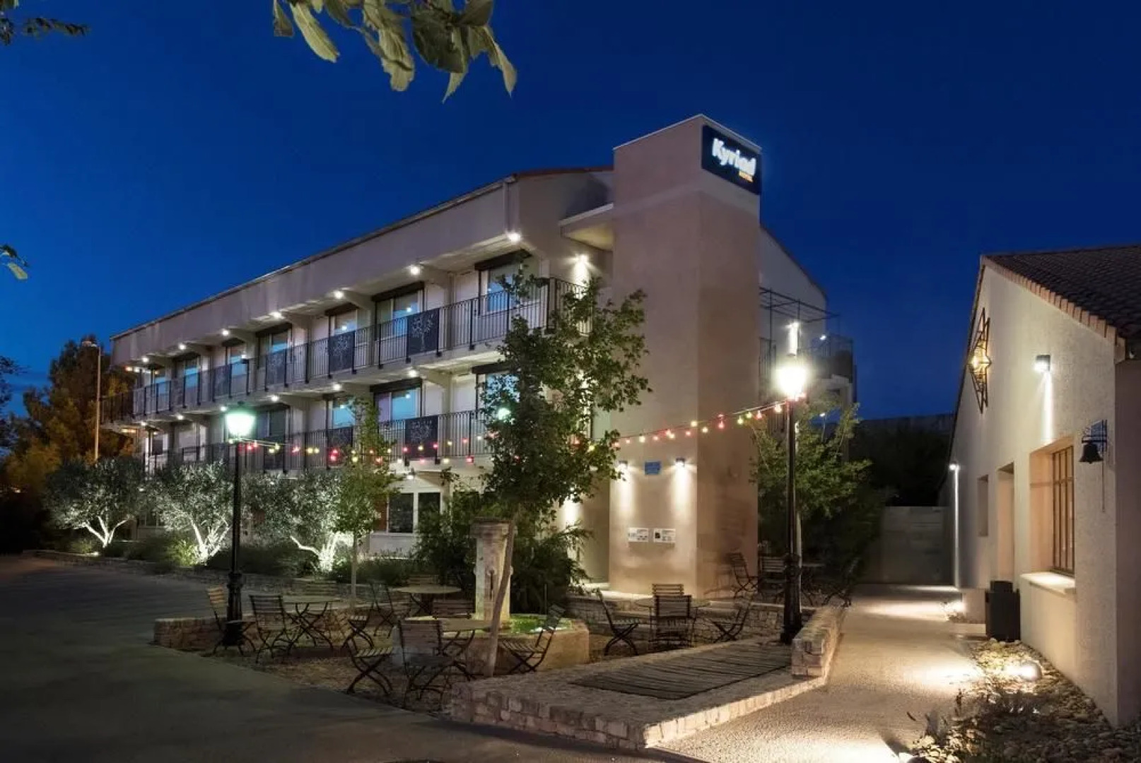 Hôtel Kyriad Avignon - Le Pontet