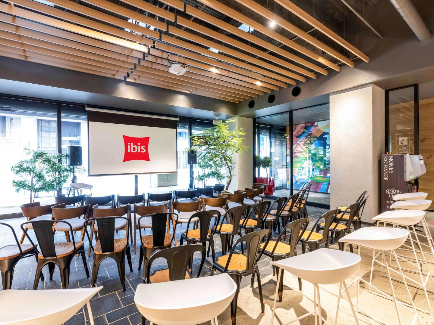 Отель ibis Osaka Umeda