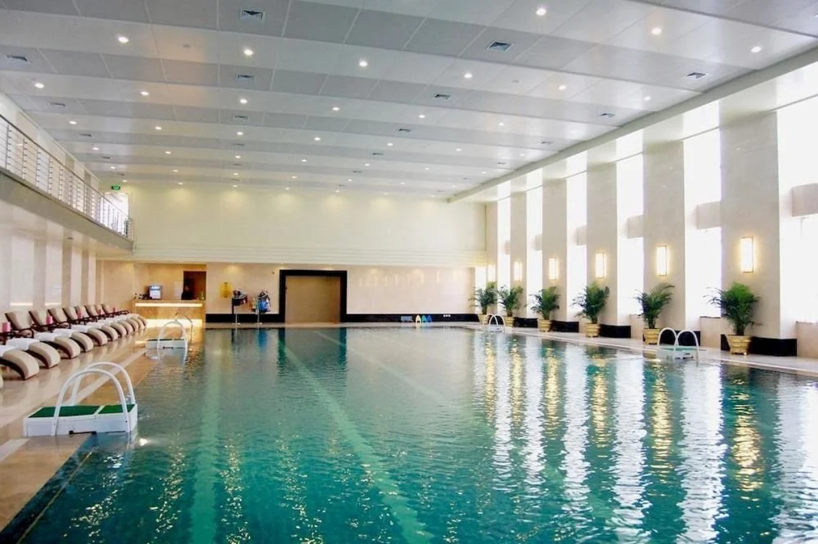 Liuhu Hotel (Hot Spring Garden Hotel)