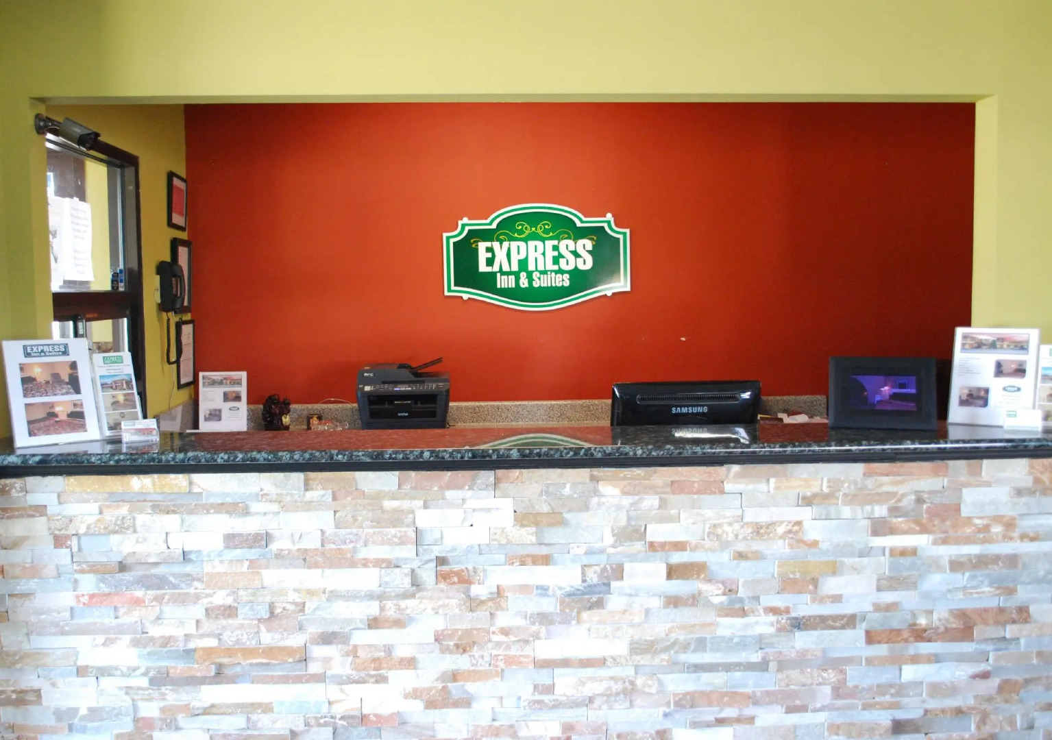 Express Inn & Suites