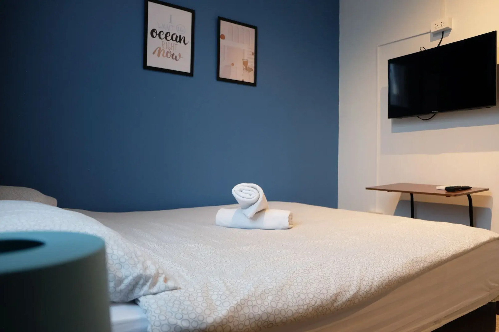 Sleep With Me Bangkok - BTS Phra Khanong