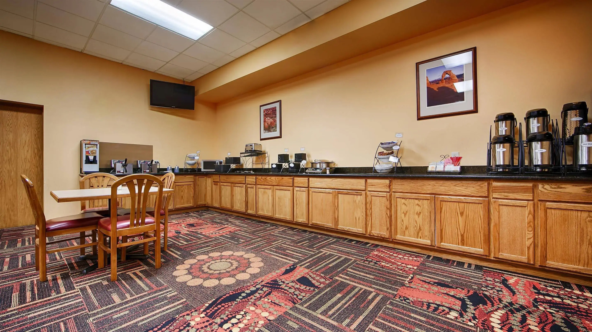 Best Western Red Hills