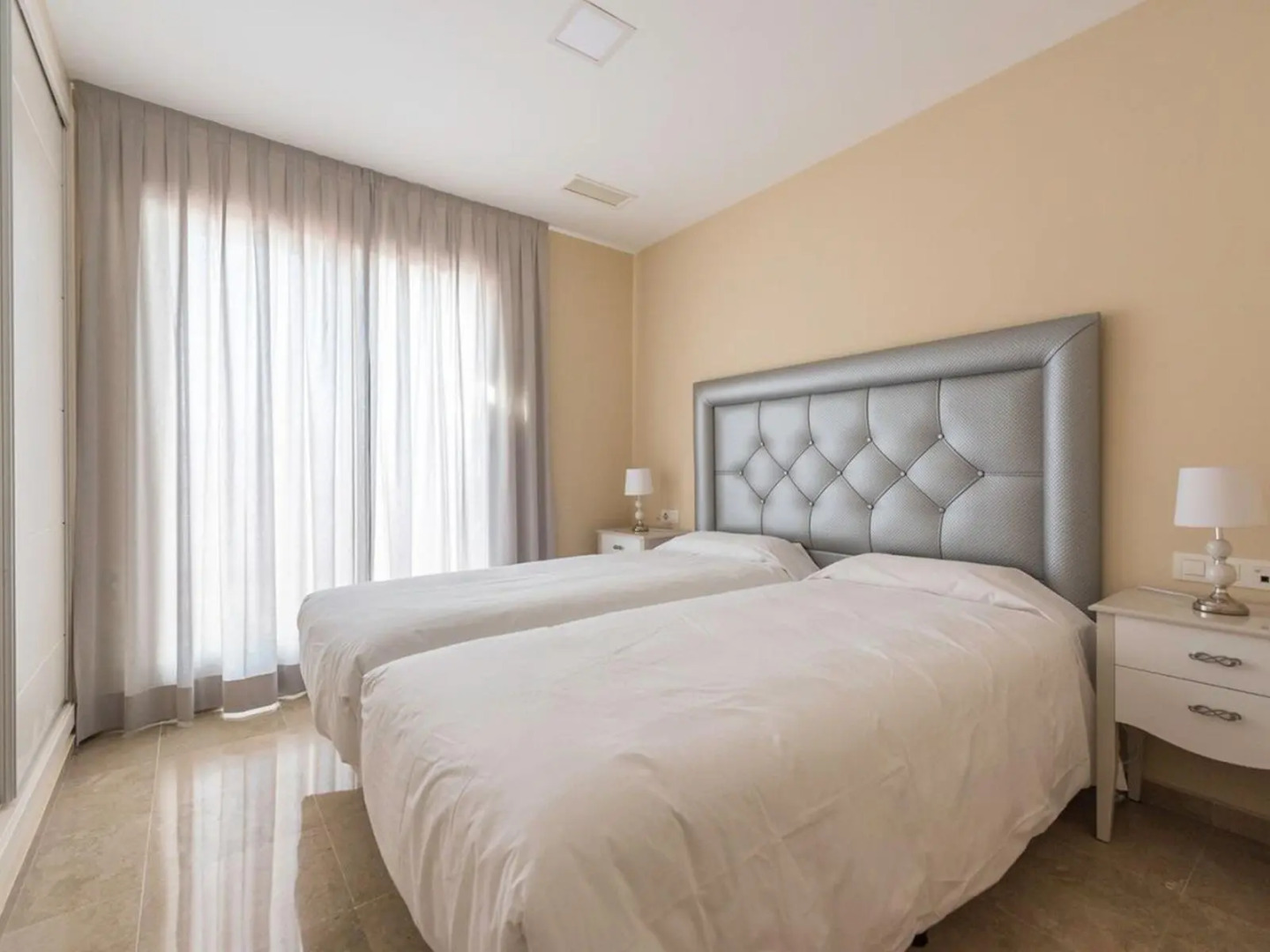 Albayt Nueva Alcaidesa Apartments