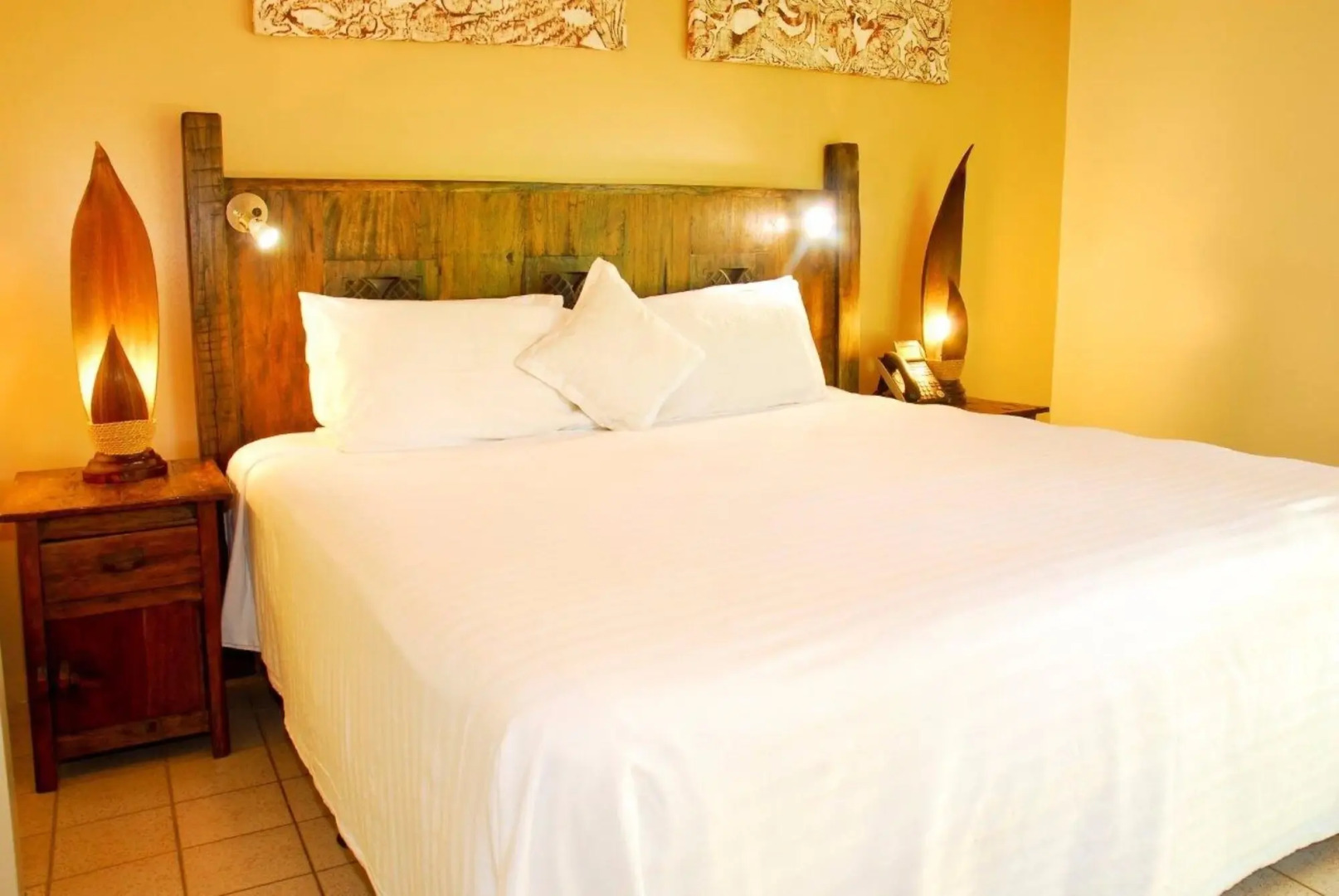 Crown Beach Resort & Spa