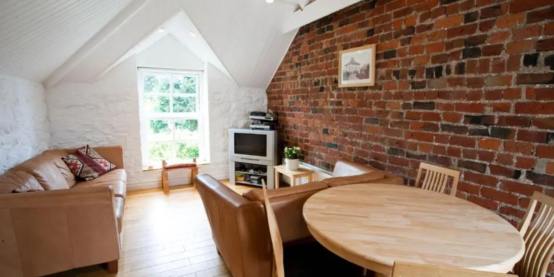 Ballyhenry House and Apartments