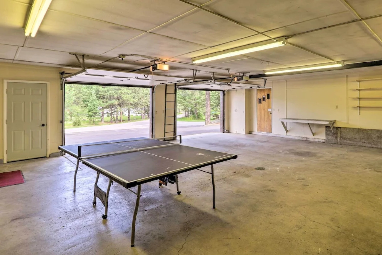 Columbia Falls Home: 14 Mi to Glacier Natl Park!