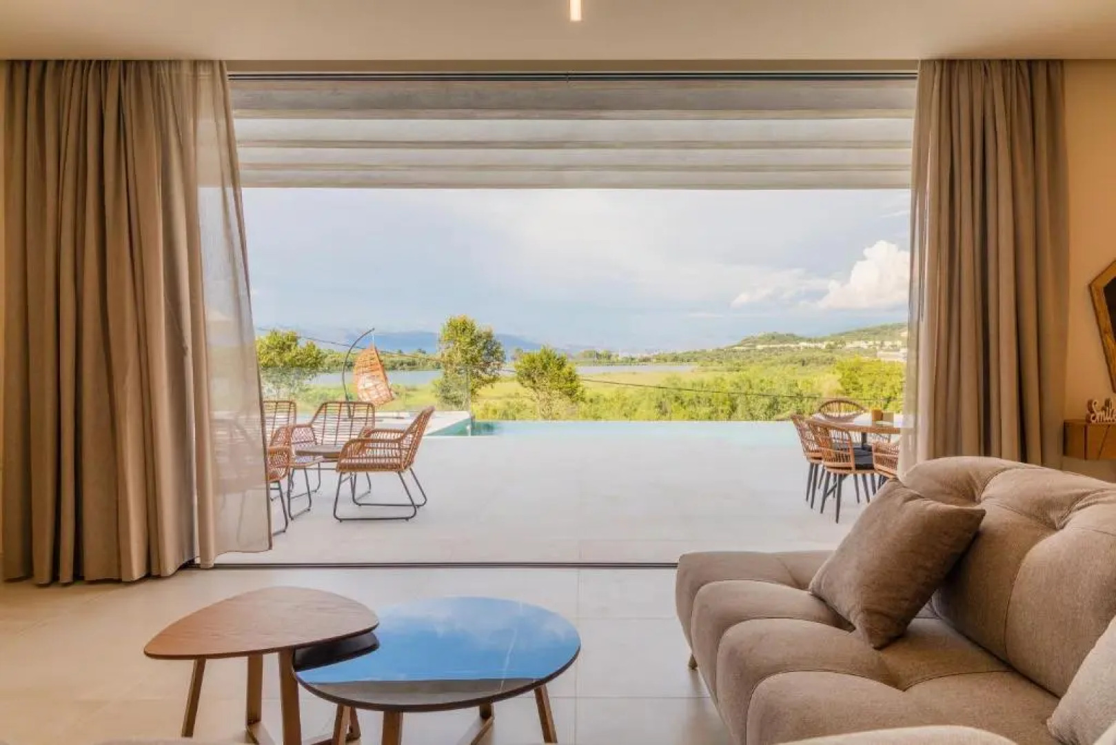 Villa Waterlily by MediterraneanVillas