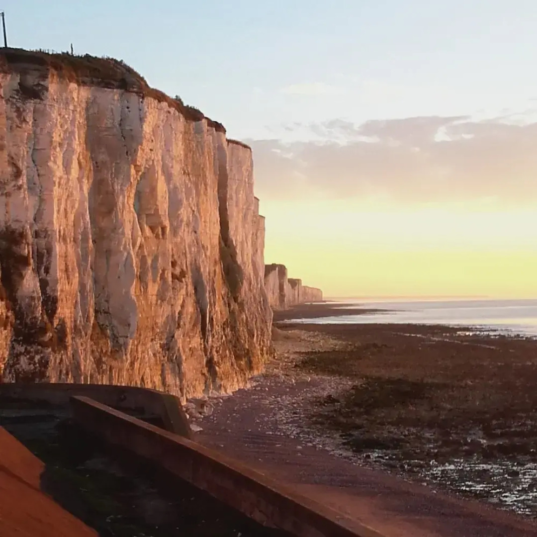 Studio In Ault With Wonderful Sea View Furnished Garden And Wifi - 500 M From The Beach