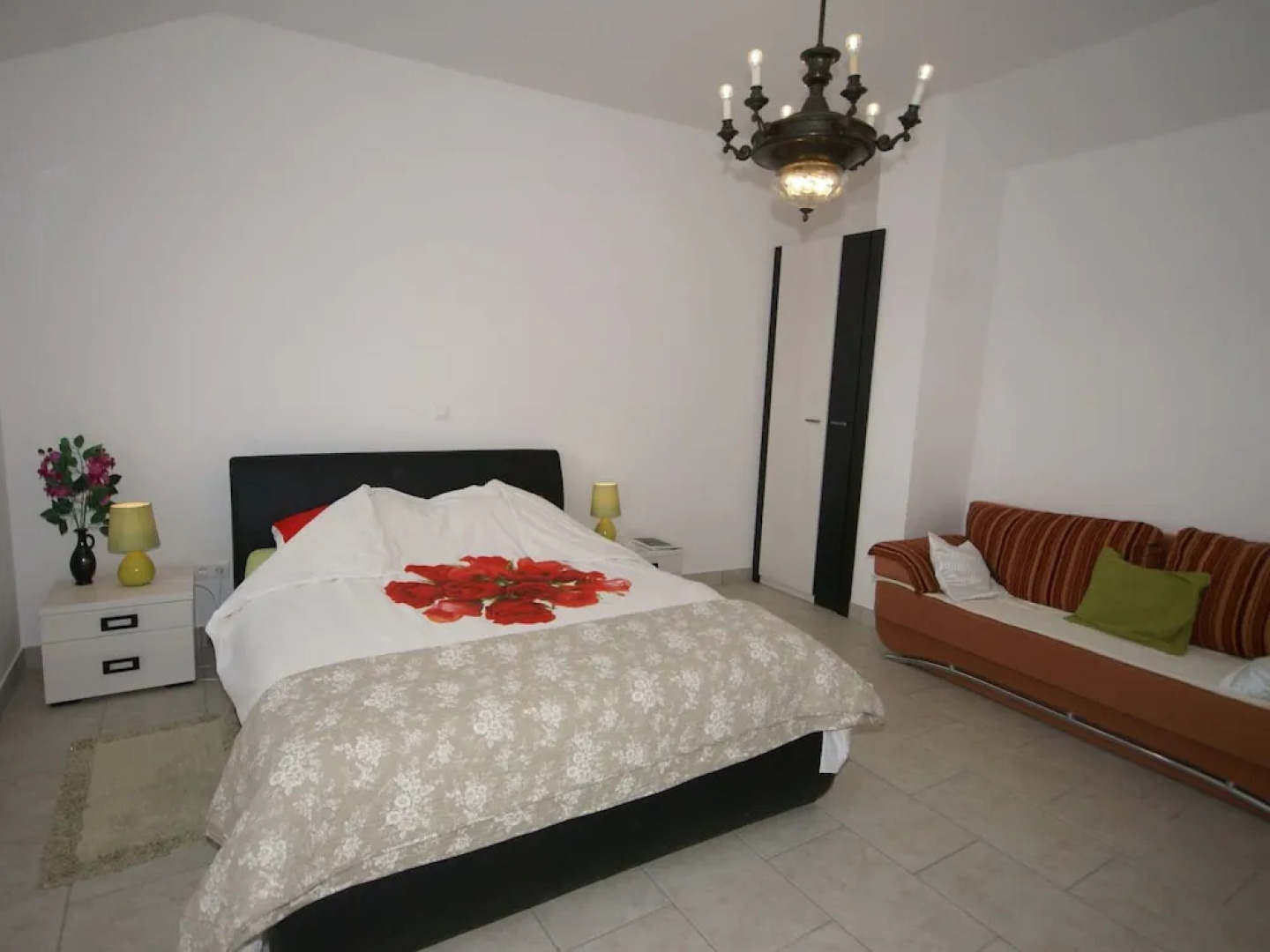 Spacious Apartment in Novi Vinodolski With Swimming Pool