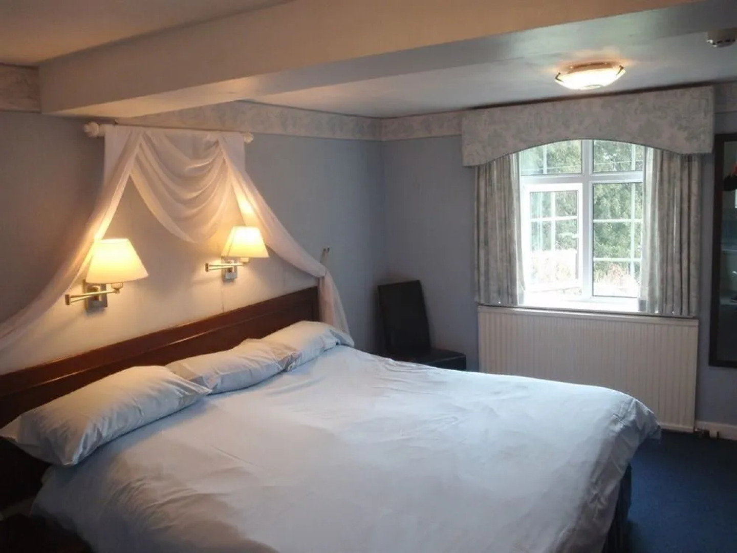 The Shaw Country Hotel