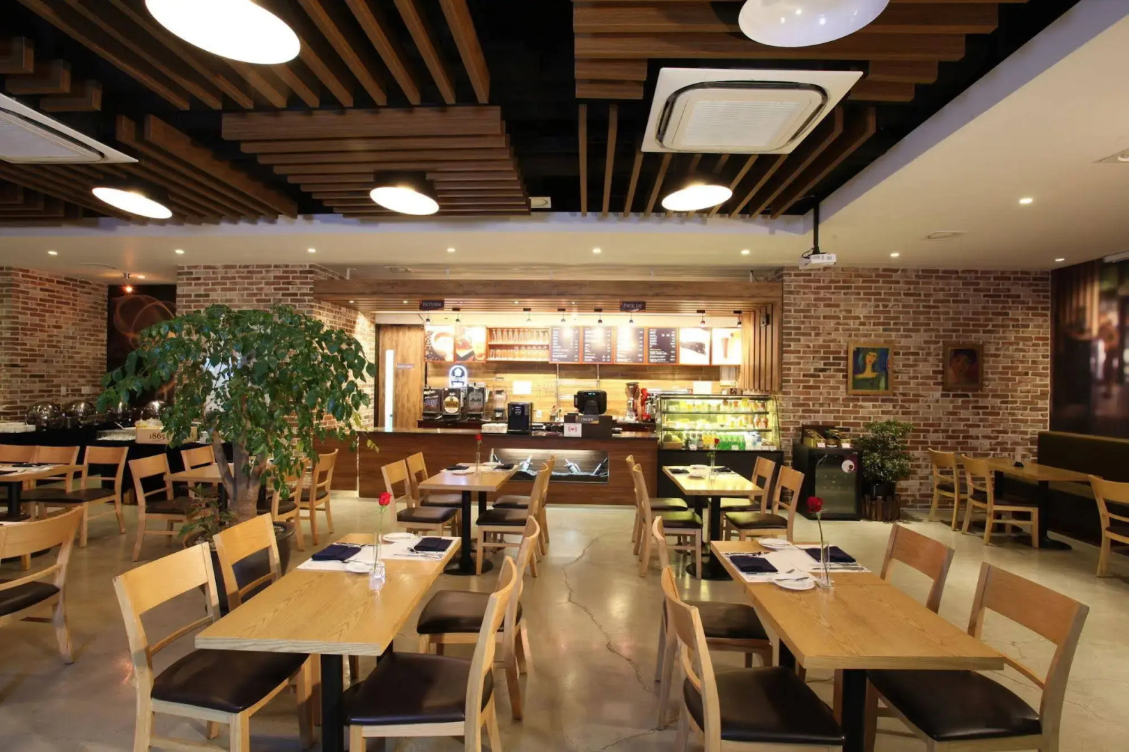 Travelodge Myeongdong City Hall