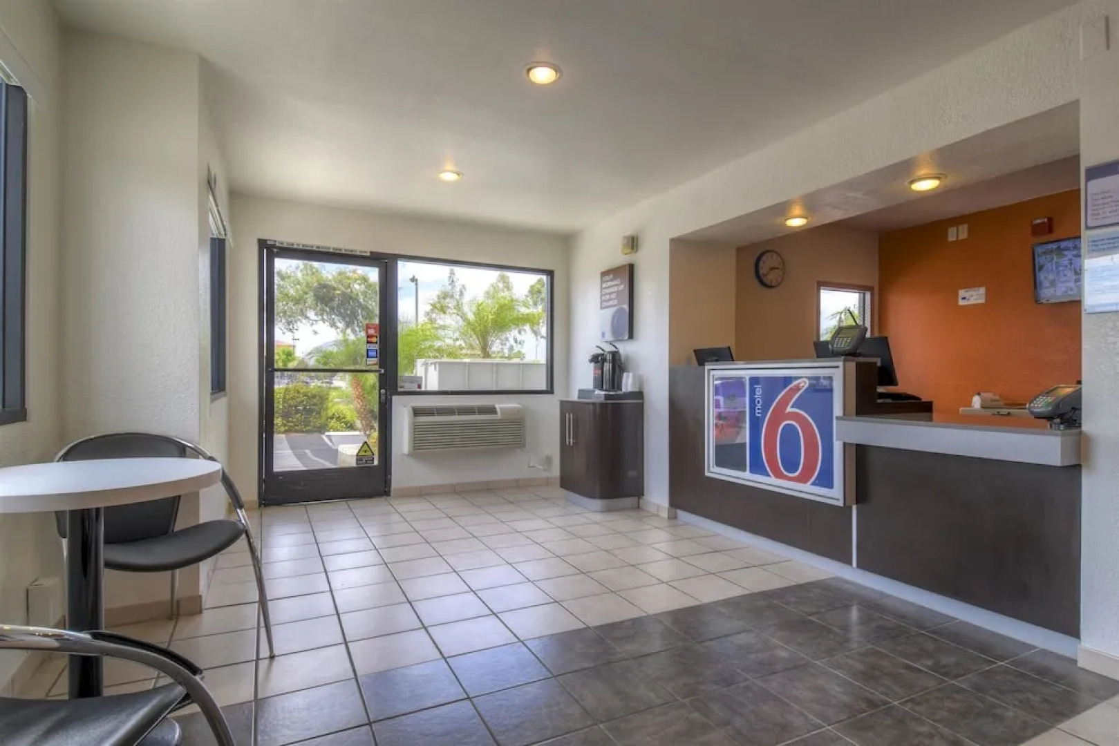 Motel 6 Los Angeles - Baldwin Park