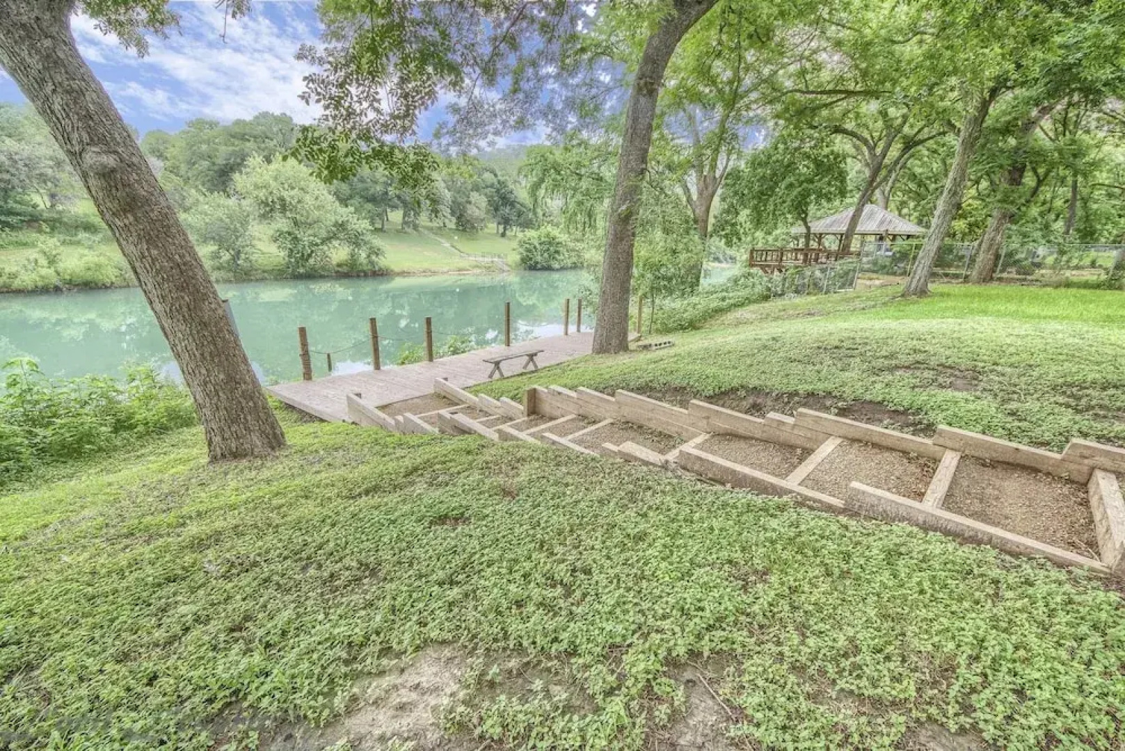 Calcamco-rio Rr9030 4 Bedroom Home by RedAwning