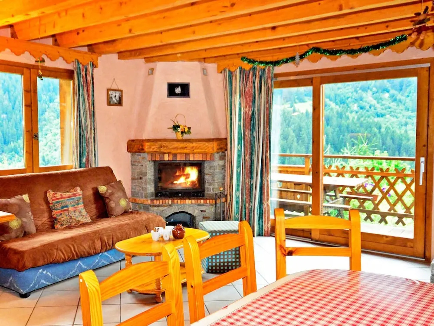 Luxurious Apartment in Champagny-en-vanoise Near Ski Area