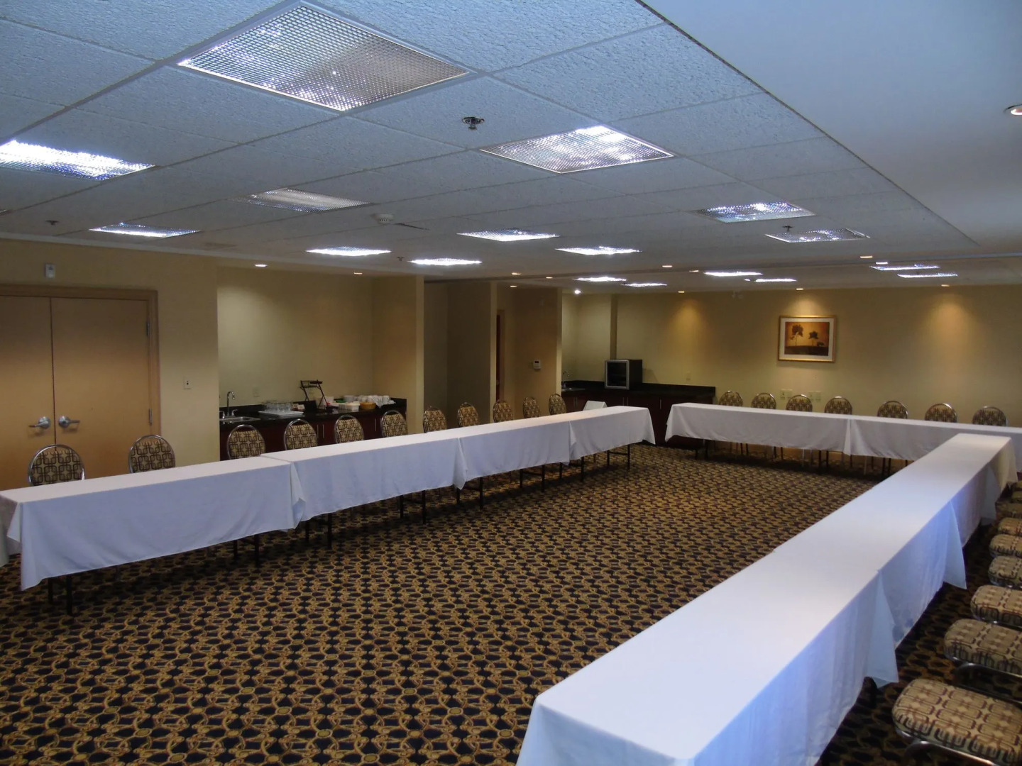 Best Western Plus Burlington Inn & Suites