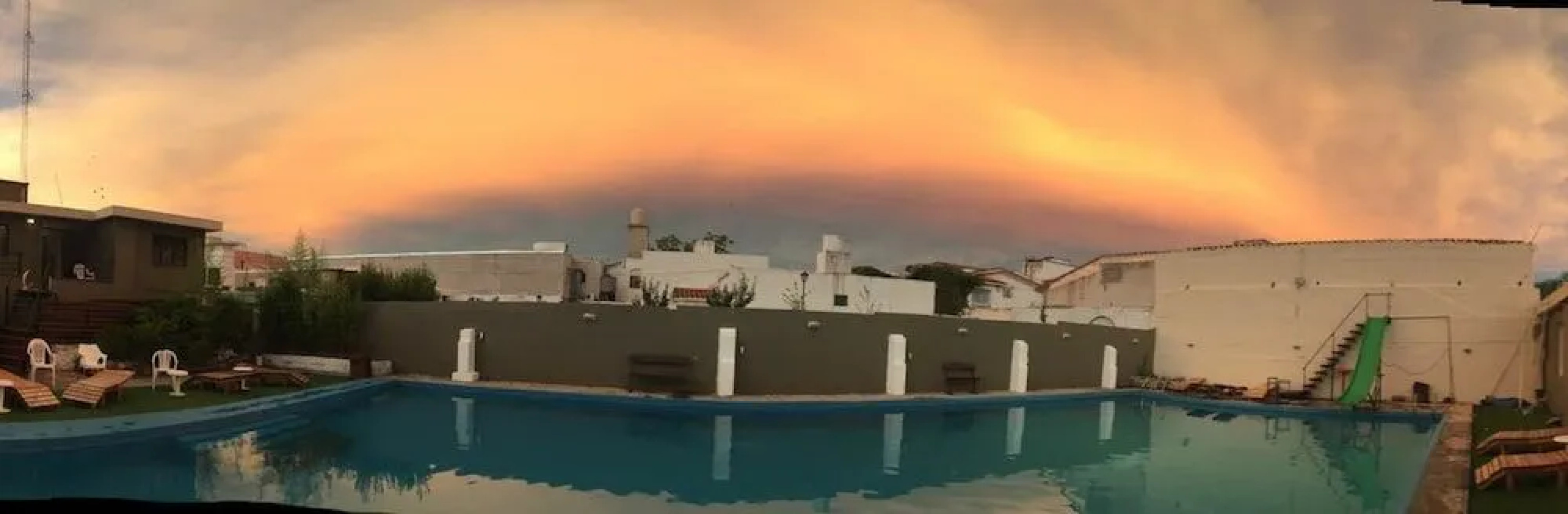 Hotel Palmas Del Lago