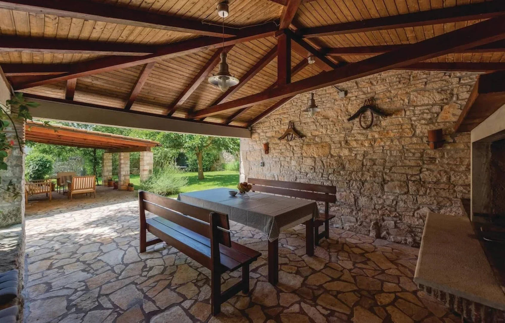 Beautiful Home in Svetvincenat With Wifi and 2 Bedrooms