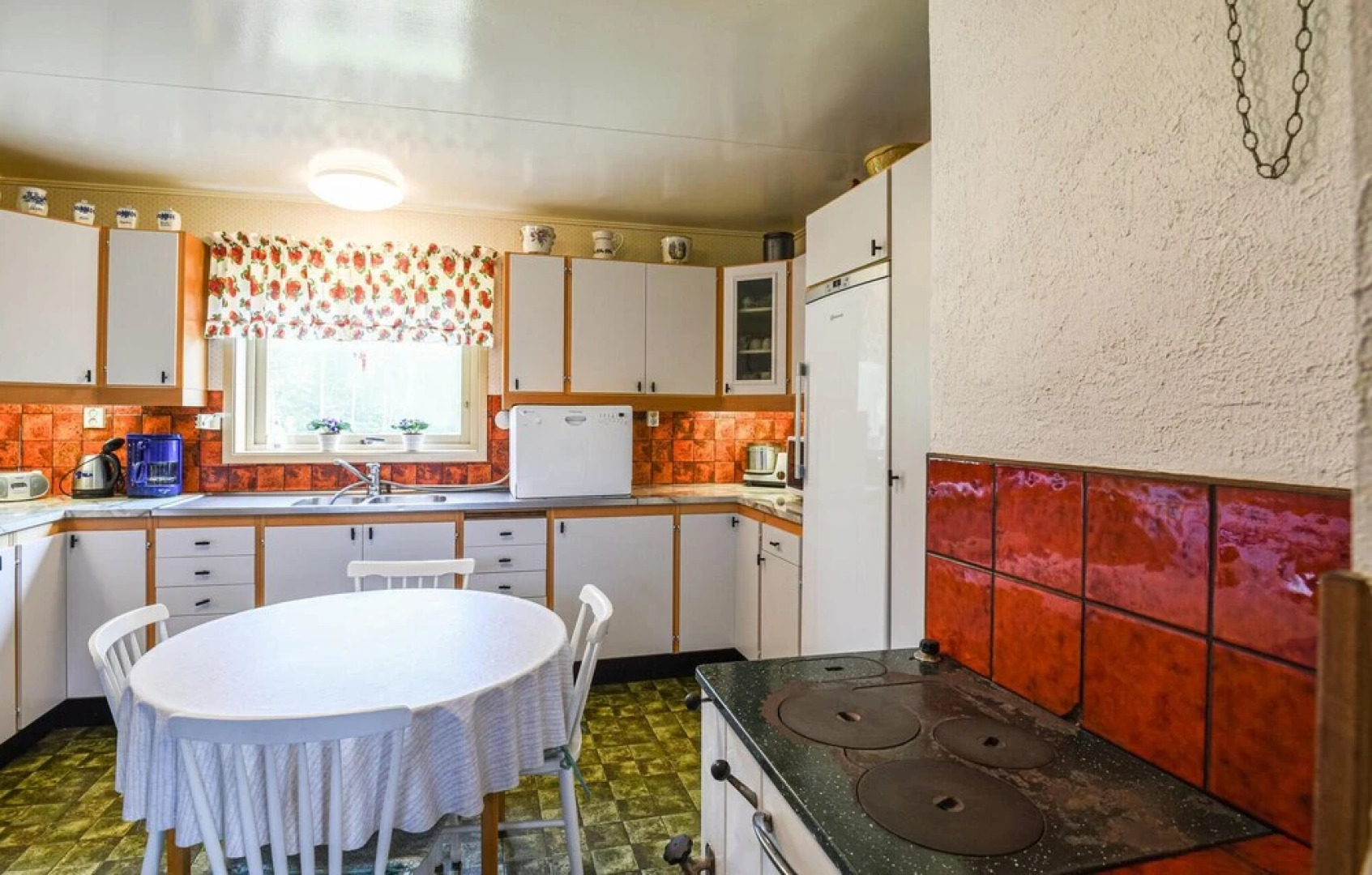 Nice Home in Vänersborg With 2 Bedrooms and Wifi