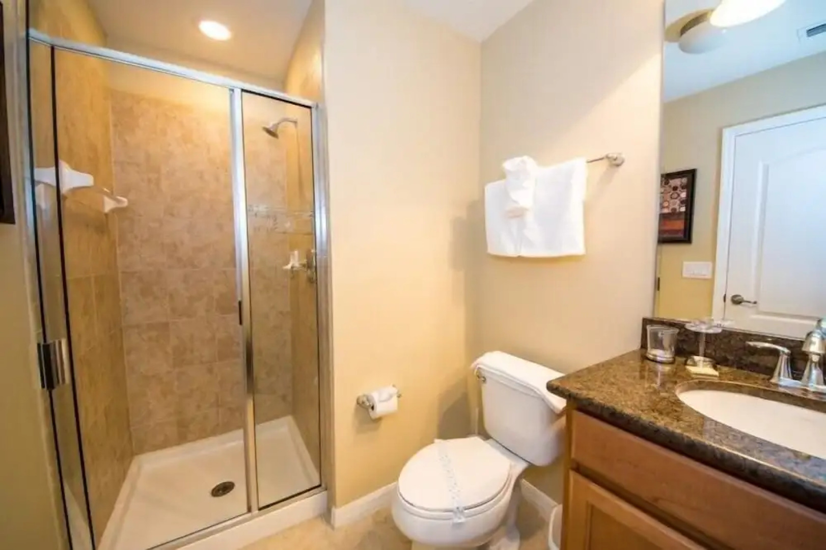 Paradise Palms by Home 2U