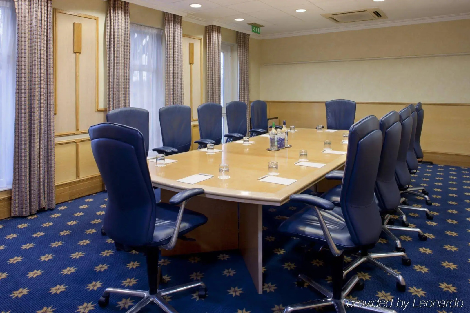 Holiday Inn Leeds Garforth by IHG