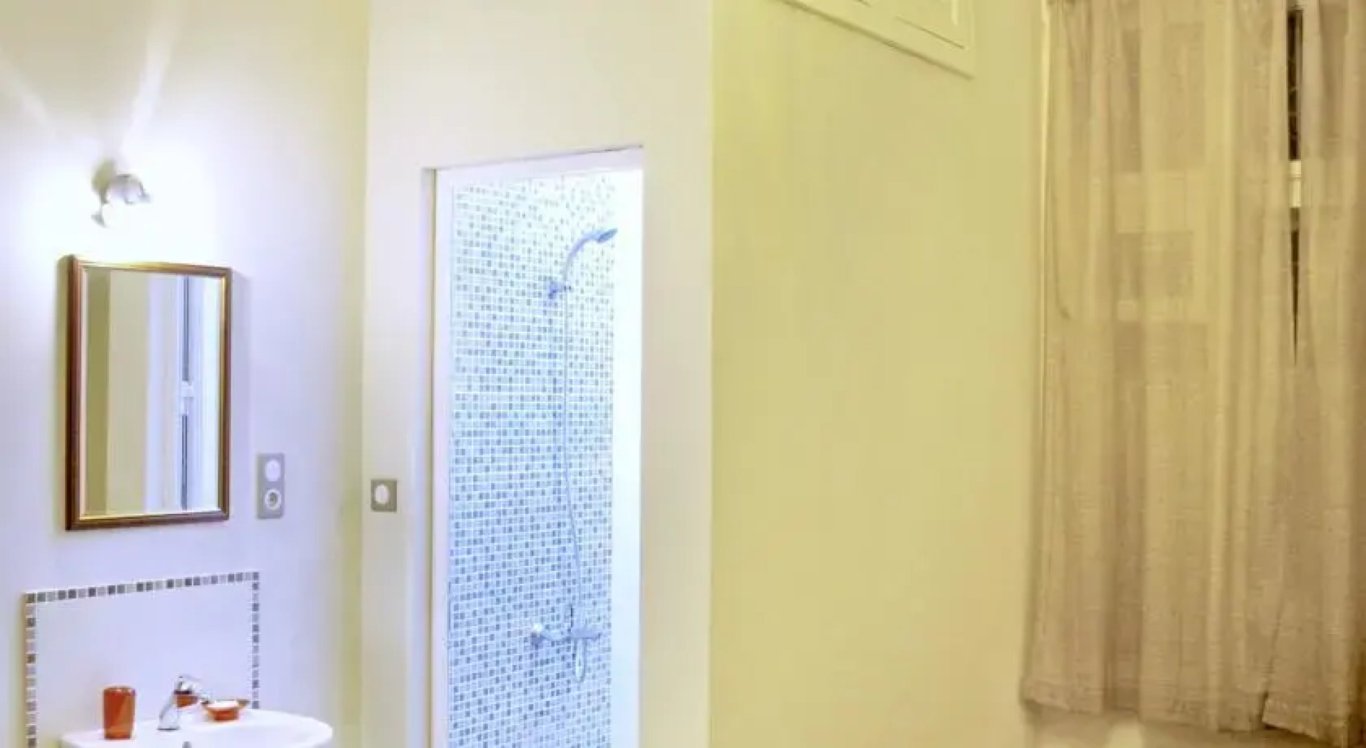 Hello Sofia Guesthouse