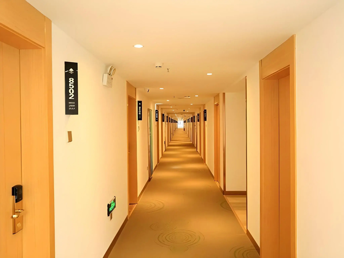 GreenTree Inn Tongchuan Yaozhou District New District Hospital