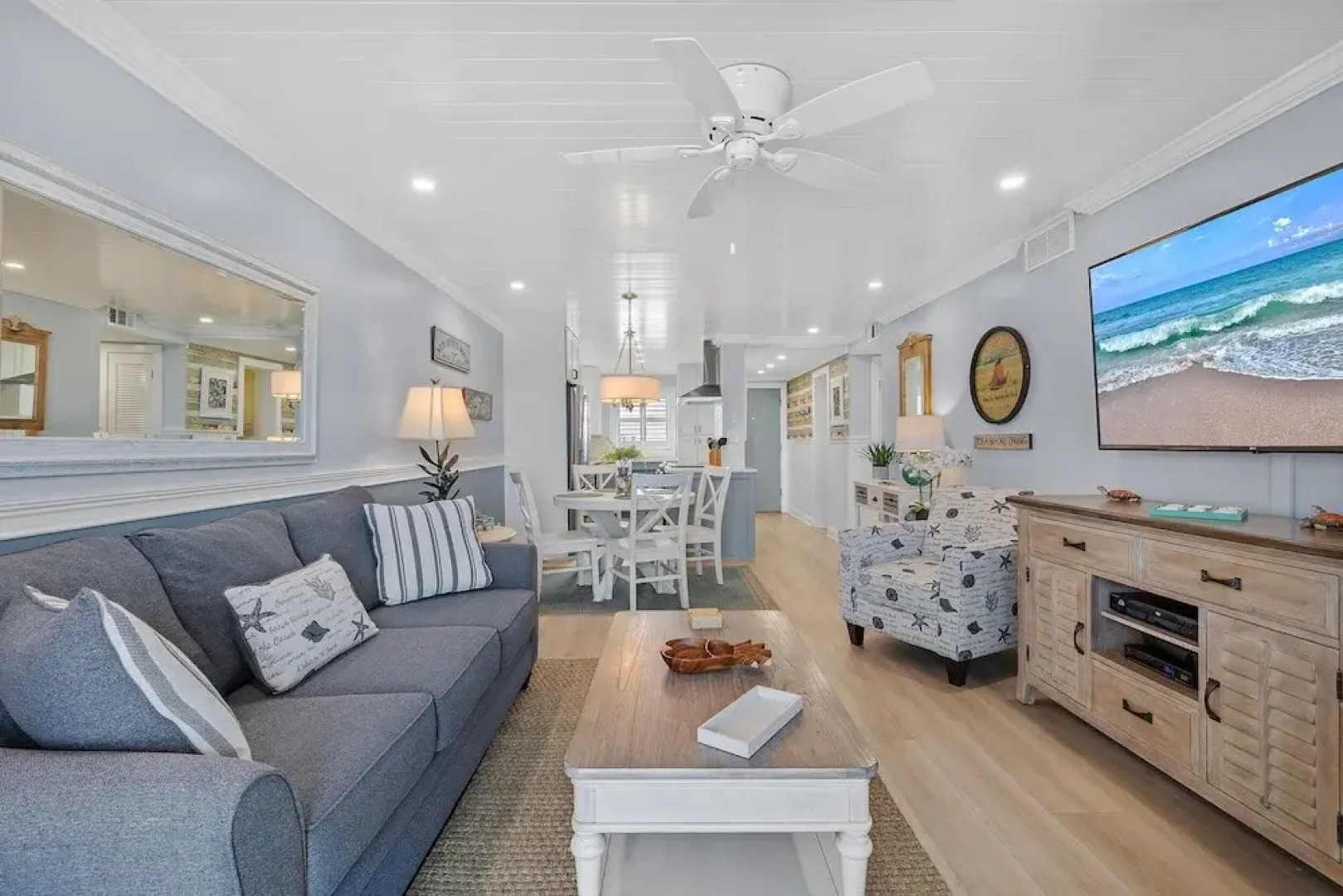 Sea Coast Gardens II 402