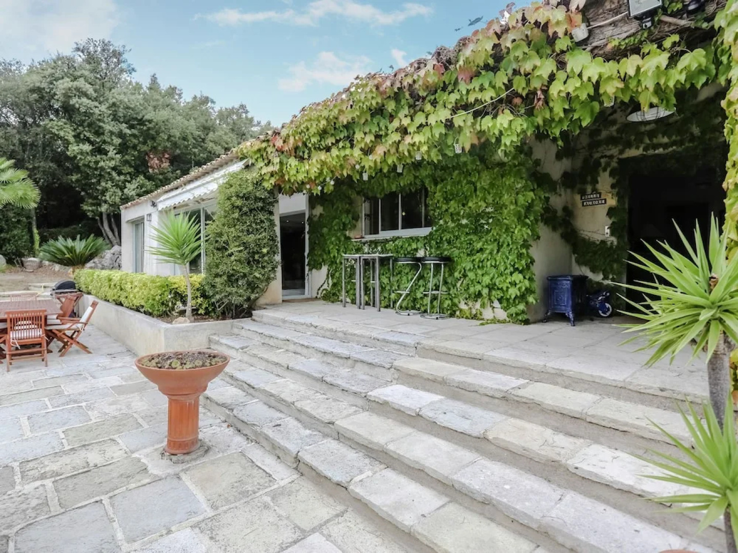 Mediterranean Villa With Panoramic Views of Nice and the Mediterranean Sea