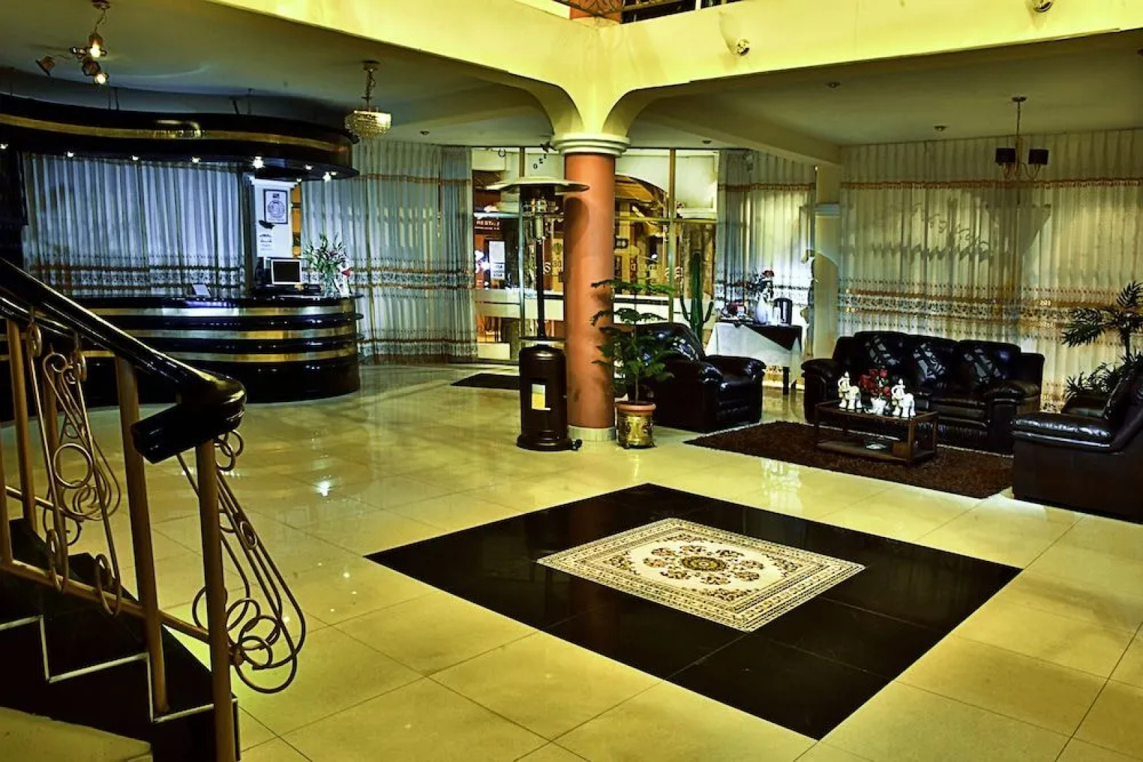 Terra Mistica Ciudad Del Lago Hotel