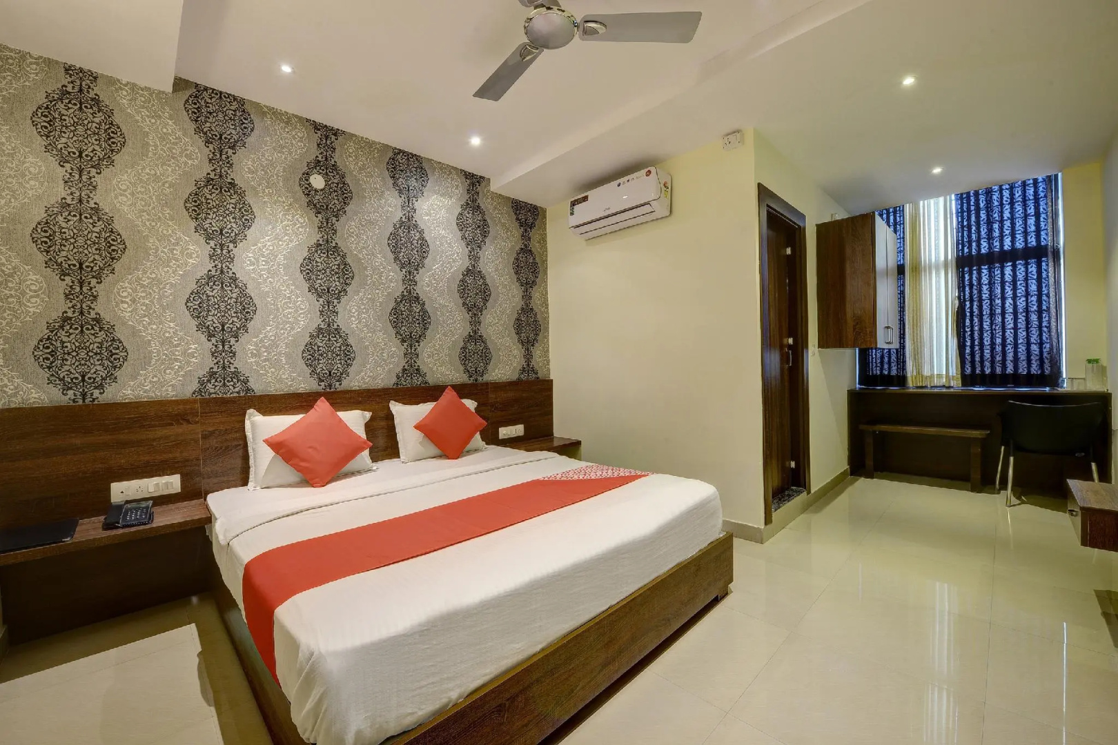 Capital O Hotel Samanvi International