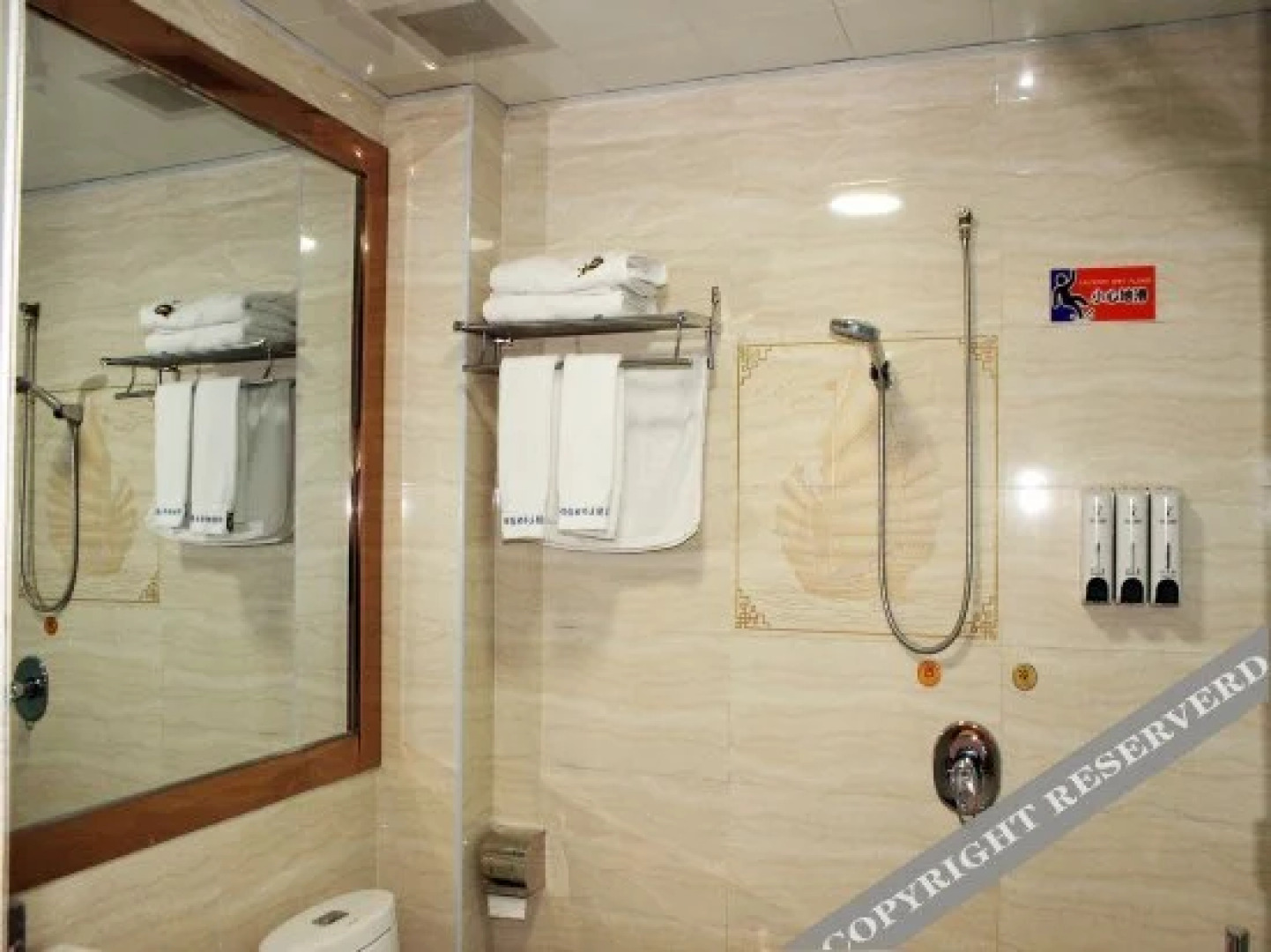 Jinyi Fashion Theme Hotel