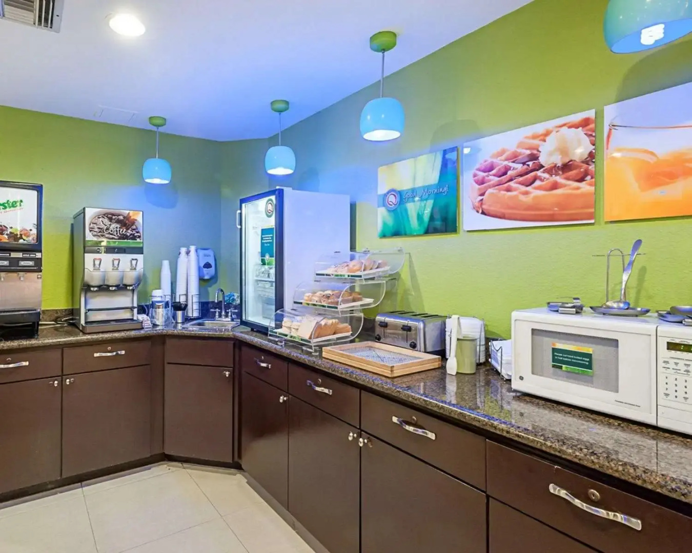 Quality Suites Sulphur