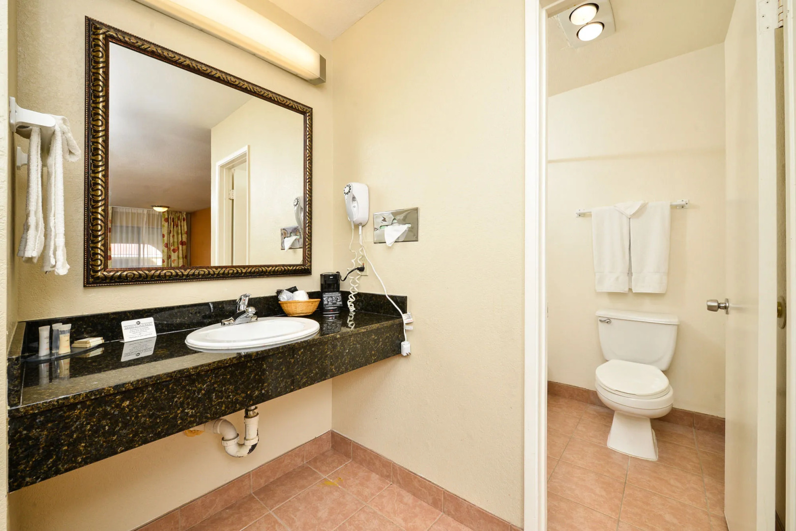 Econo Lodge Inn & Suites El Cajon San Diego East