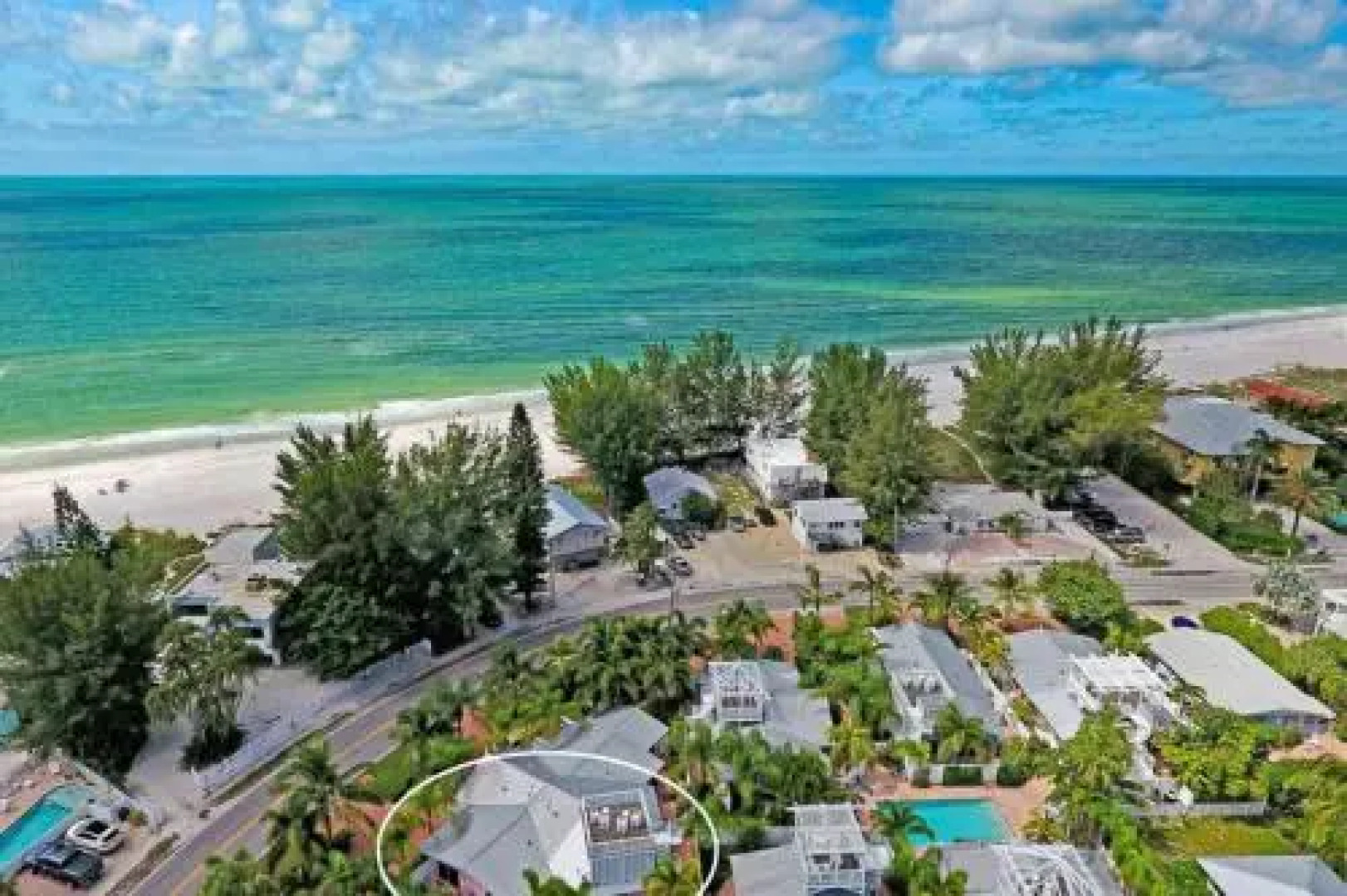 Palm Isle 3201 by RedAwning