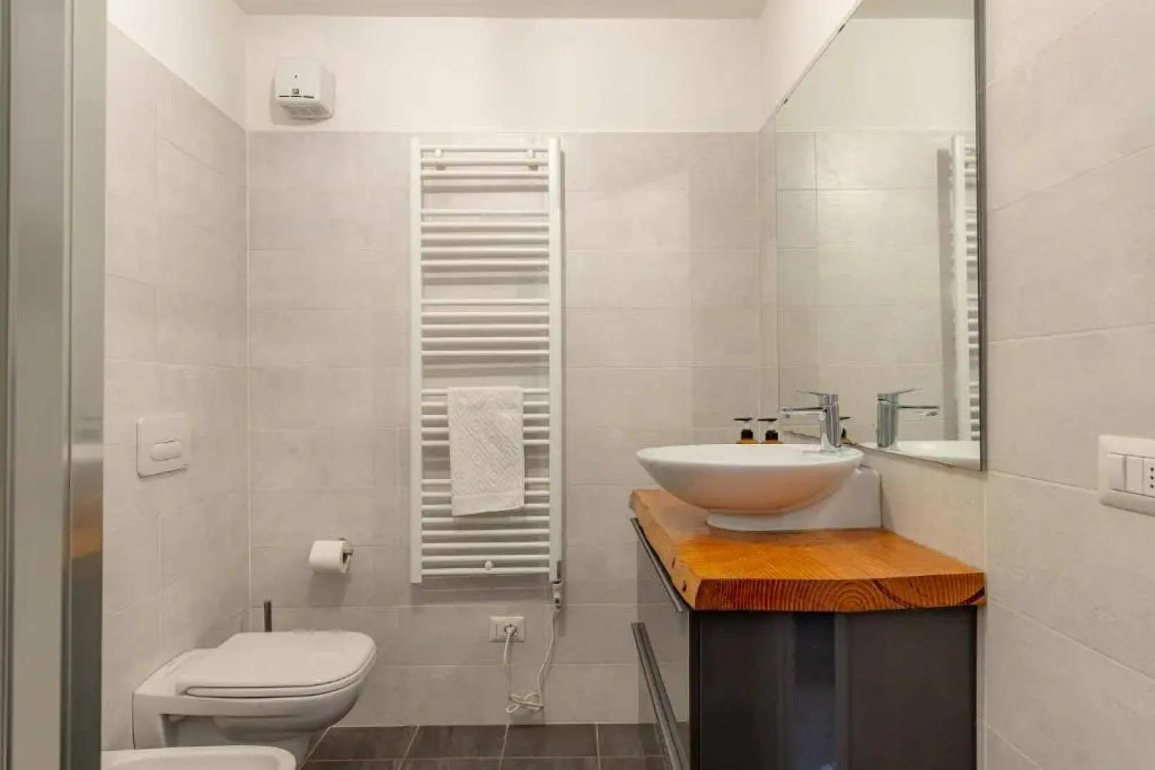 Moderno Loft a due passi dal lago