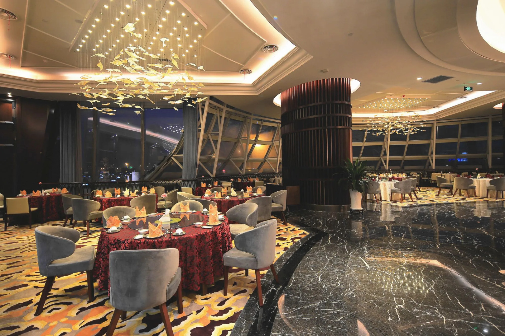 Rayfont Hotel & Apartment Chengdu