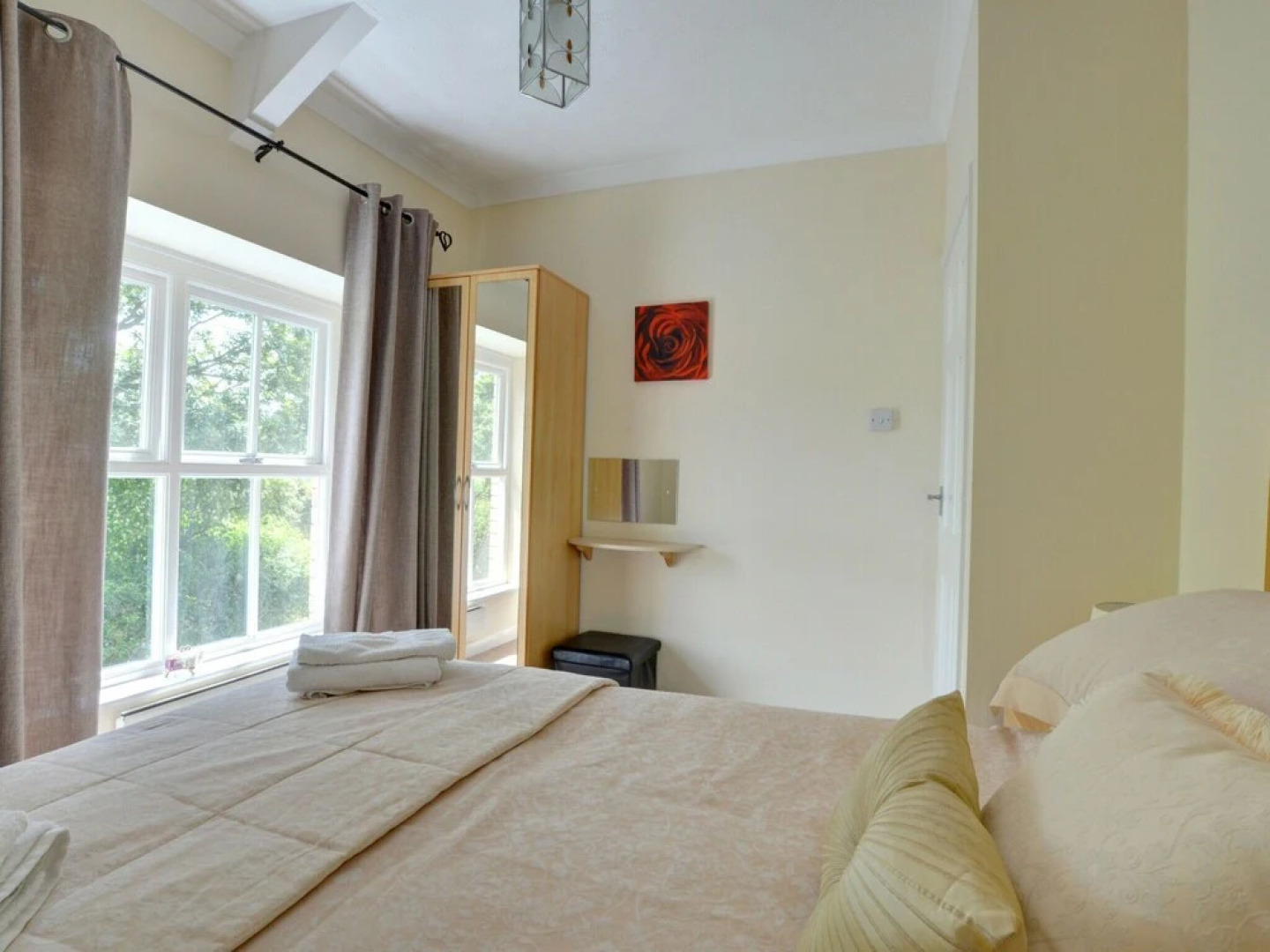 Beautiful Holiday Home in Rhydlewis With Garden