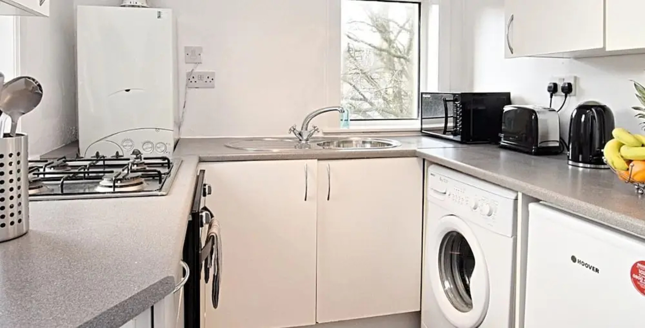 One Bedroom Apartment by Klass Living Serviced Accommodation Coatbridge - Whifflet Park Apartment With Wifi  and Parking