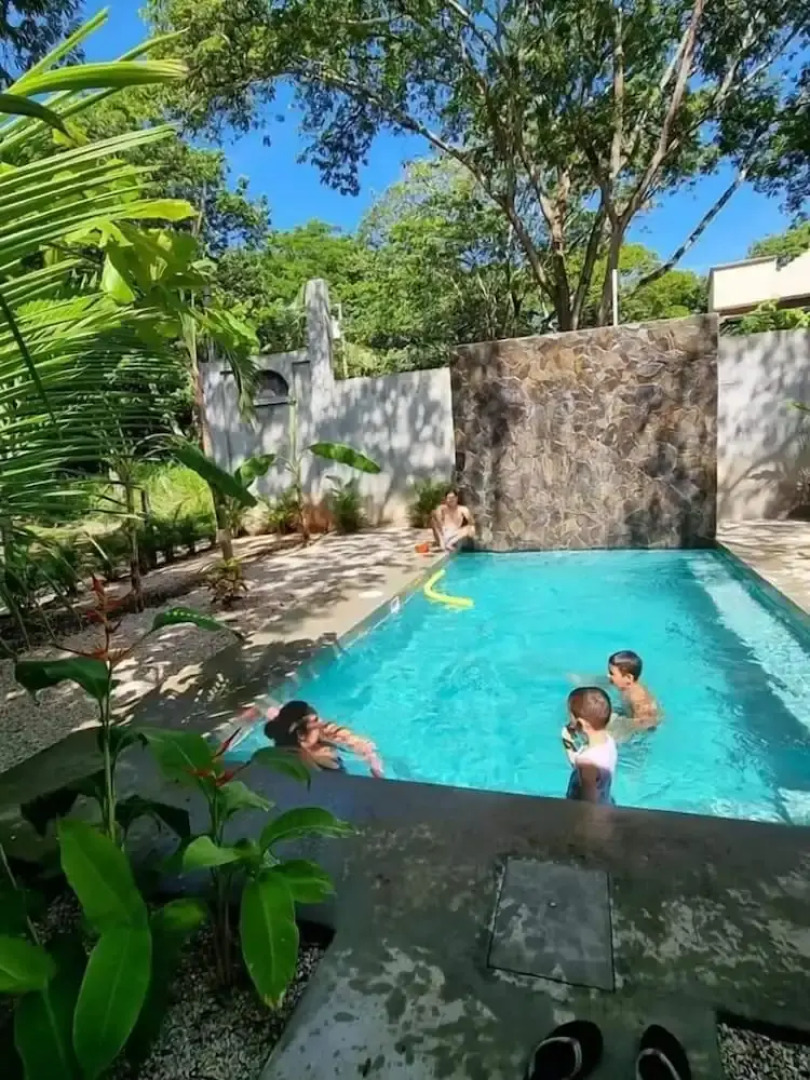 Casa Alice Surf Lodge - Hostel