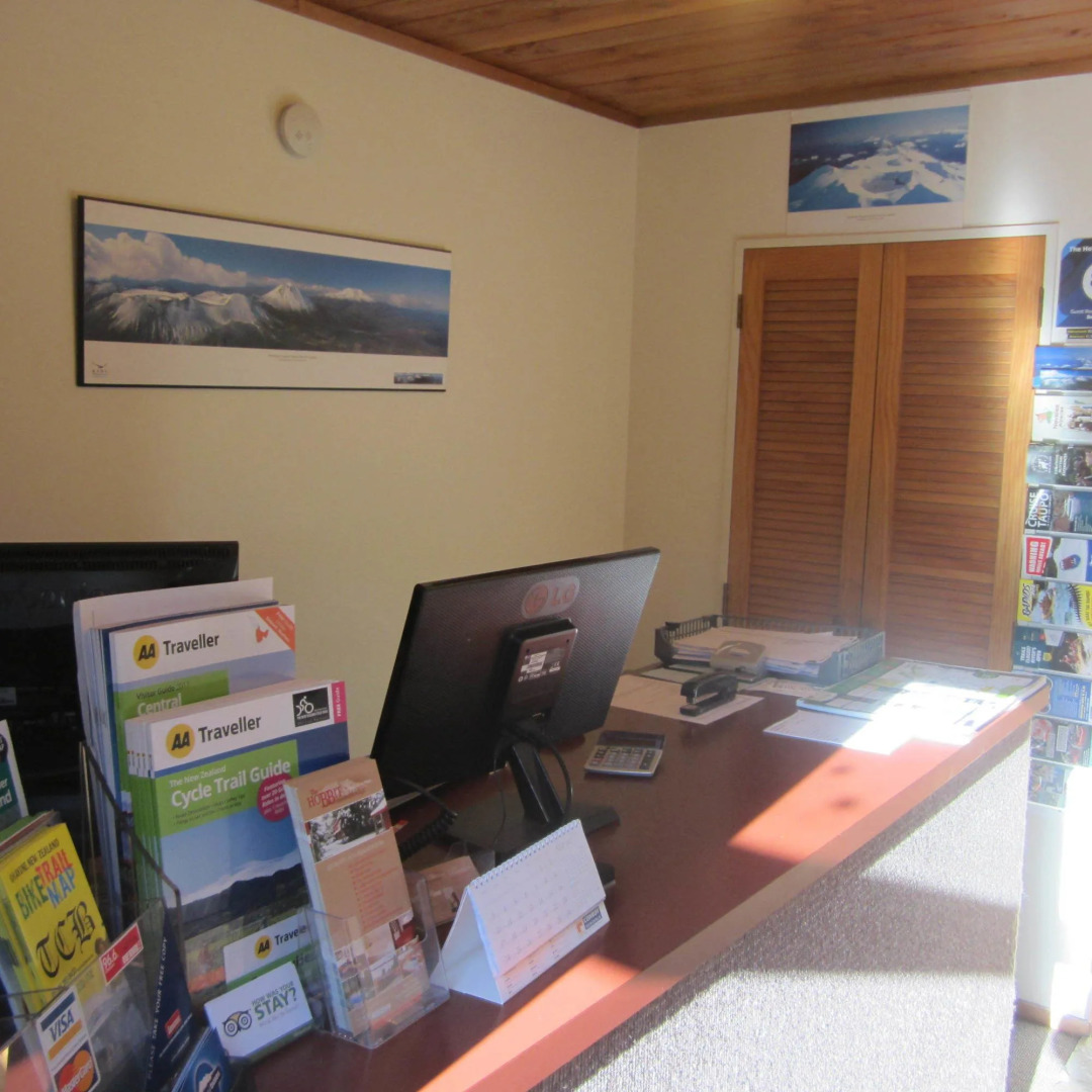 The Hobbit Motorlodge