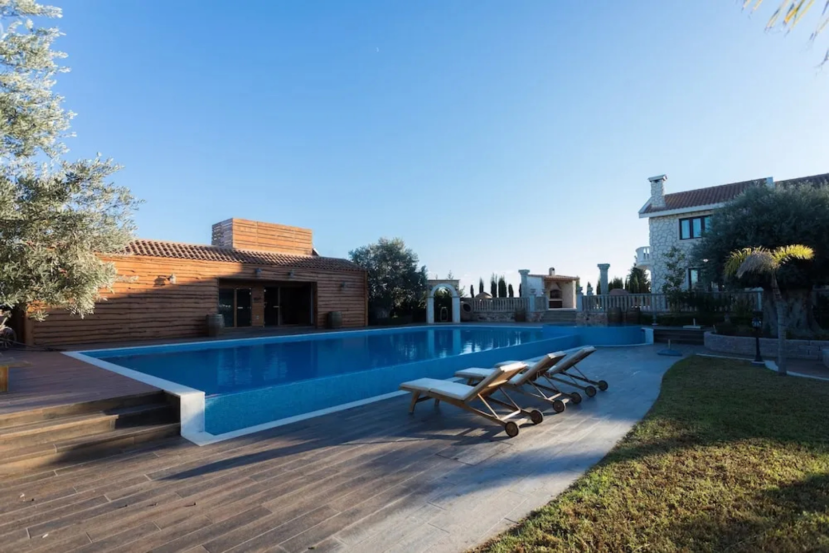 Grand Mansion