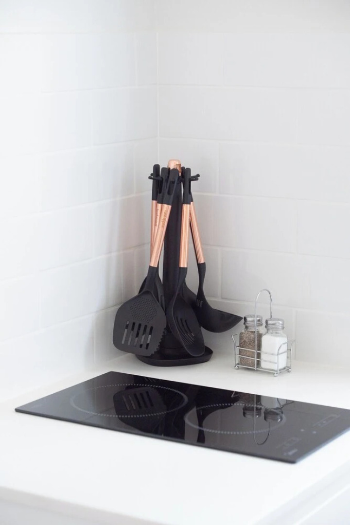 PORT CITY HAIFA- Authentic German Colony