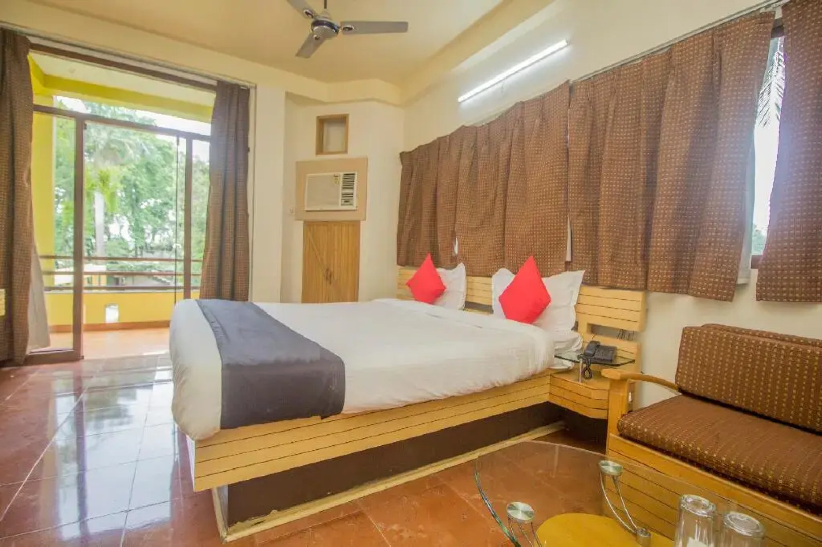 Mayaban Hotel & Resort